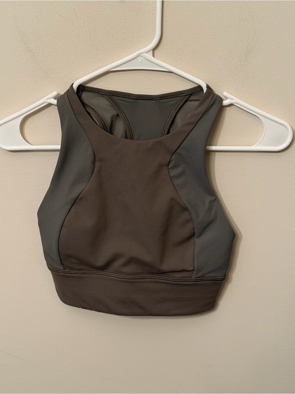 Lululemon Everlux High Neck Training Bra size 4